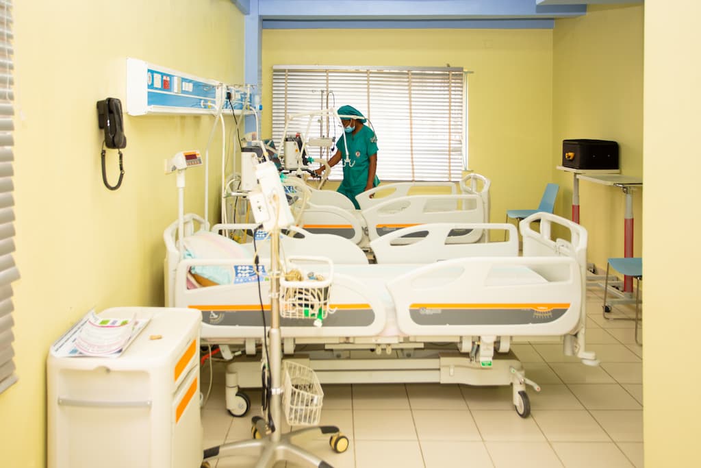 Adult Intensive Care Unit